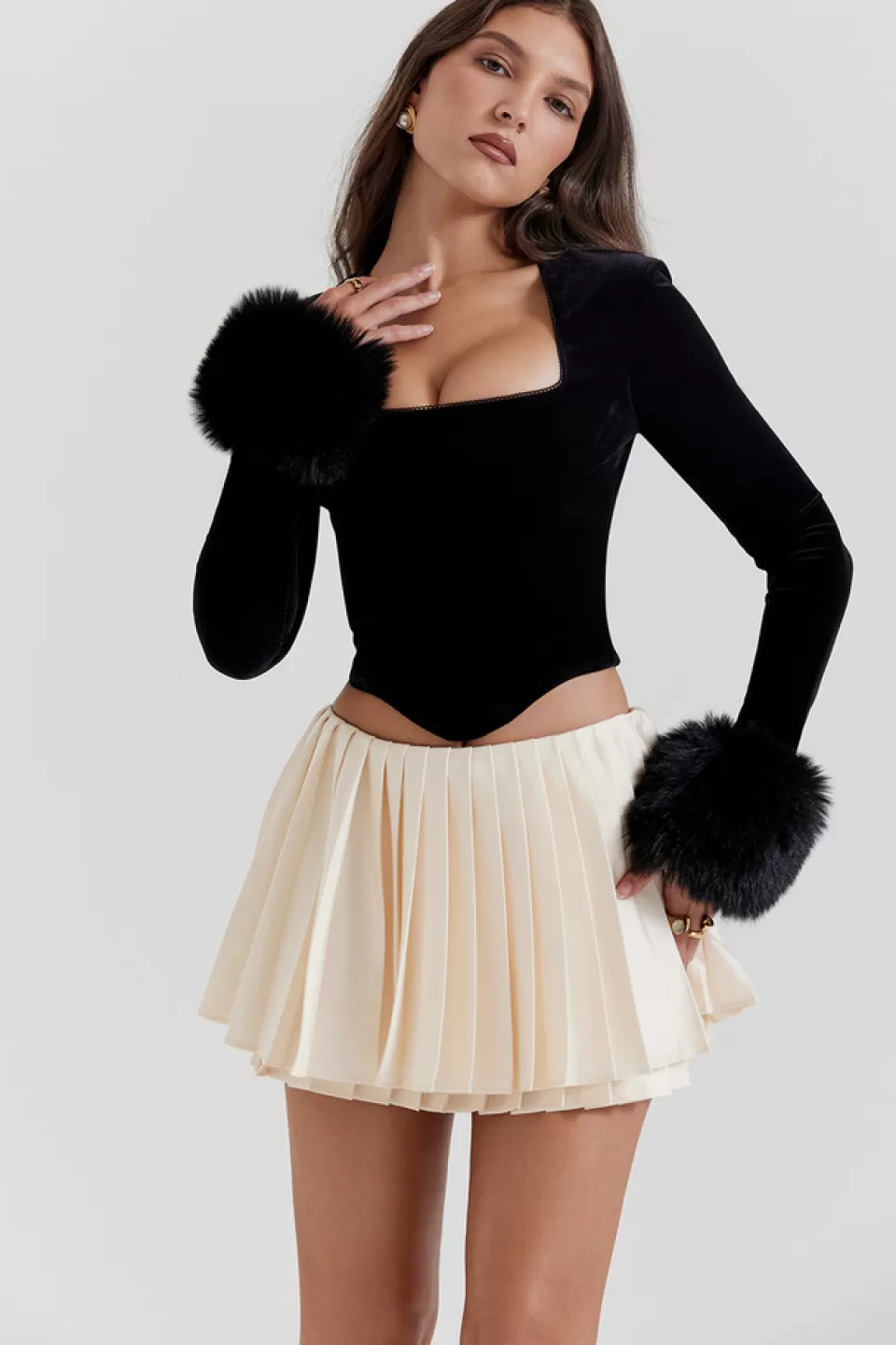 House of CB 'Emira' Ivory Pleated Mini Skirt Shop