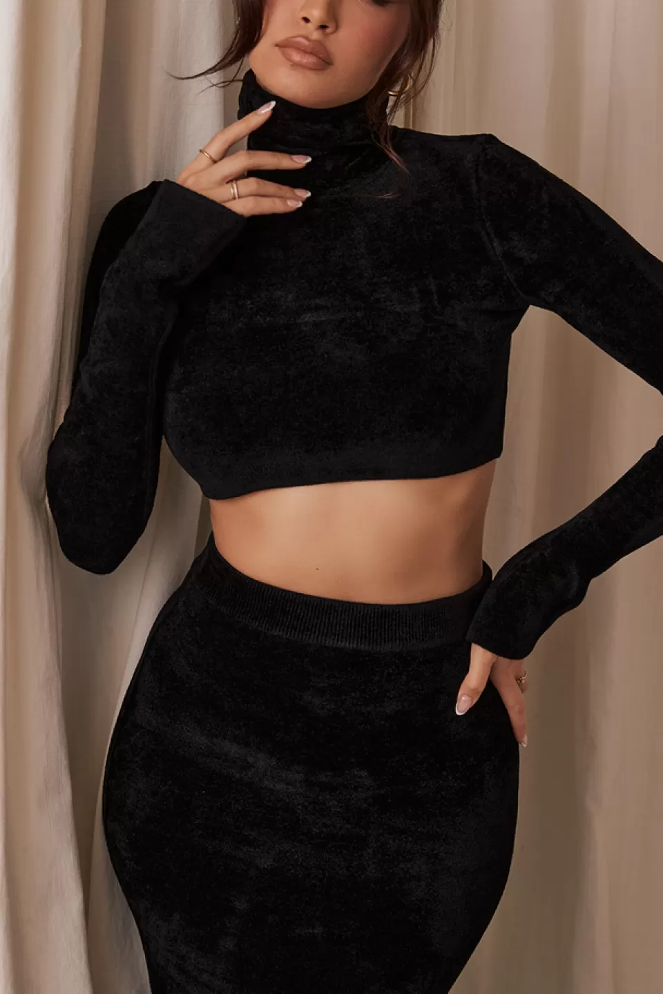 House of CB 'Suri' Black Chenille Cropped Top Flash Sale