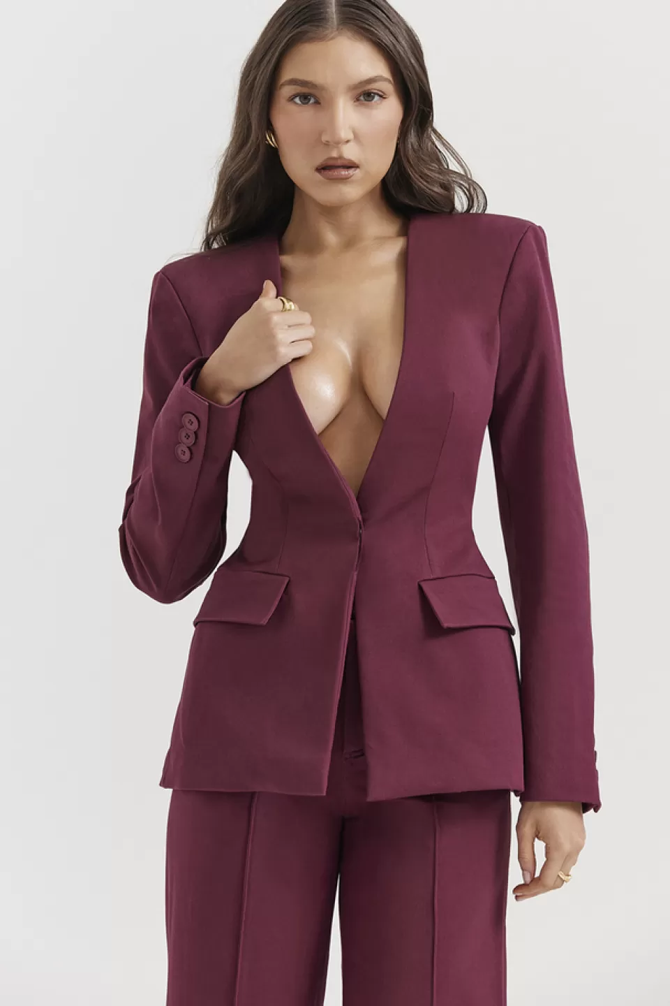 House of CB 'Theodora' Wine Deep V Blazer Discount